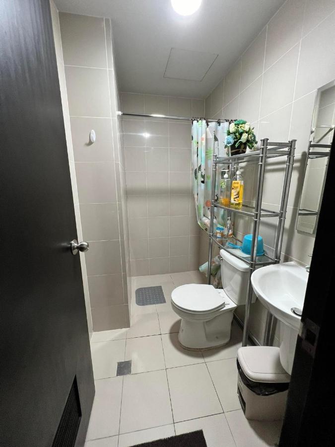 Manhattan Heights Towerb In Araneta Cubao 5Mins Walk To Smart Araneta Apart otel Manila Dış mekan fotoğraf