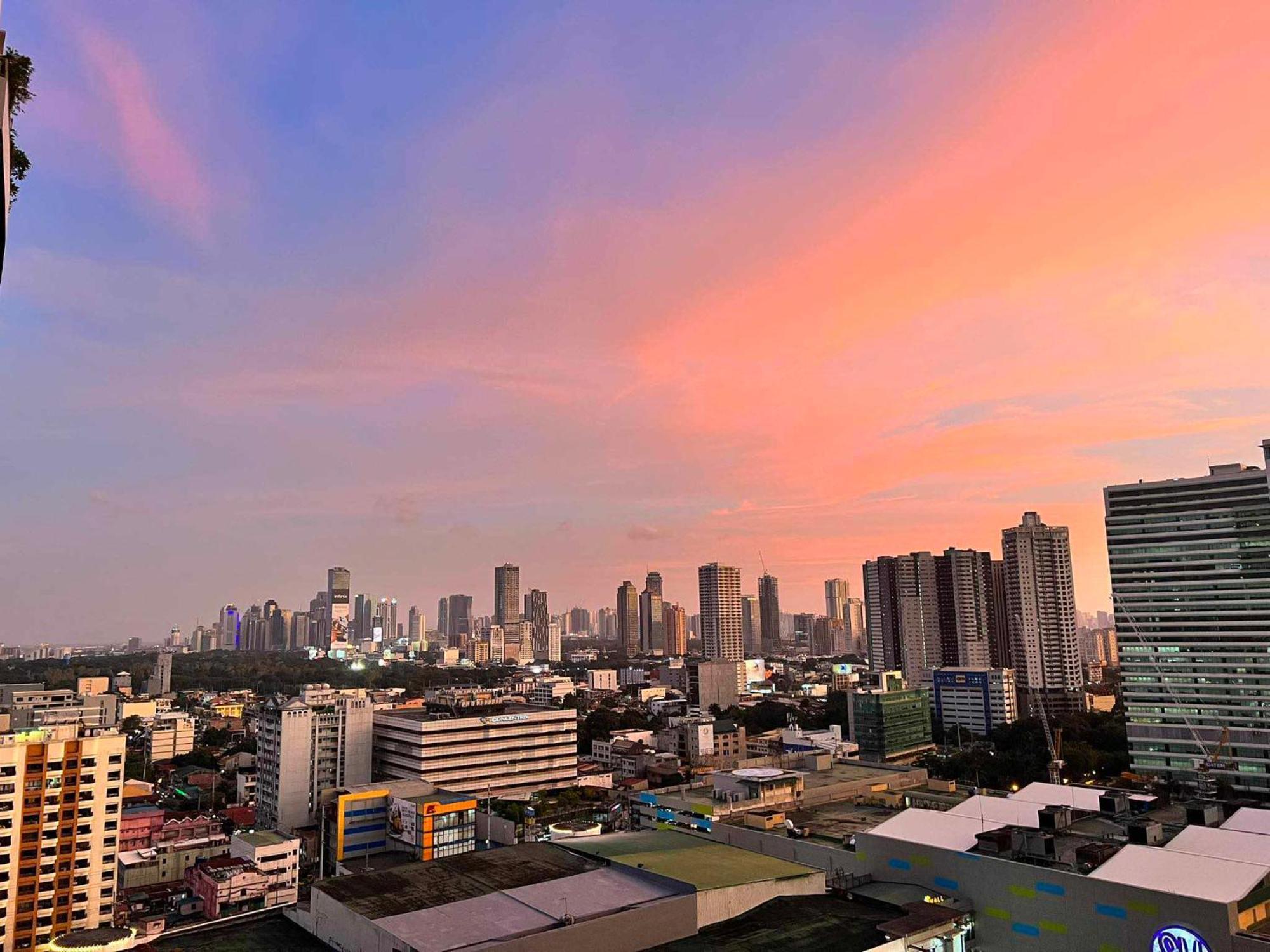 Manhattan Heights Towerb In Araneta Cubao 5Mins Walk To Smart Araneta Apart otel Manila Dış mekan fotoğraf